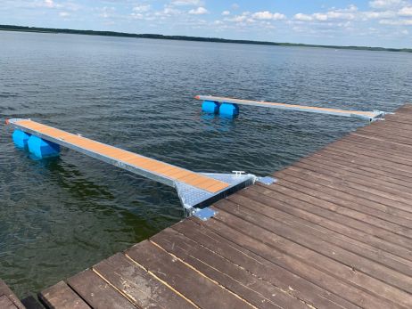 Plovák 60x40x61 Y-bom 150 L, modrý + 4 závity z nerezové oceli