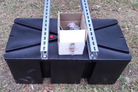 Float for photovoltaic panels 100 cm X 50 cm X 42 cm