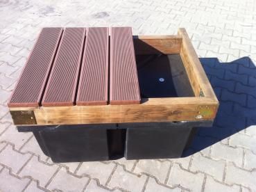 Platform float (green)