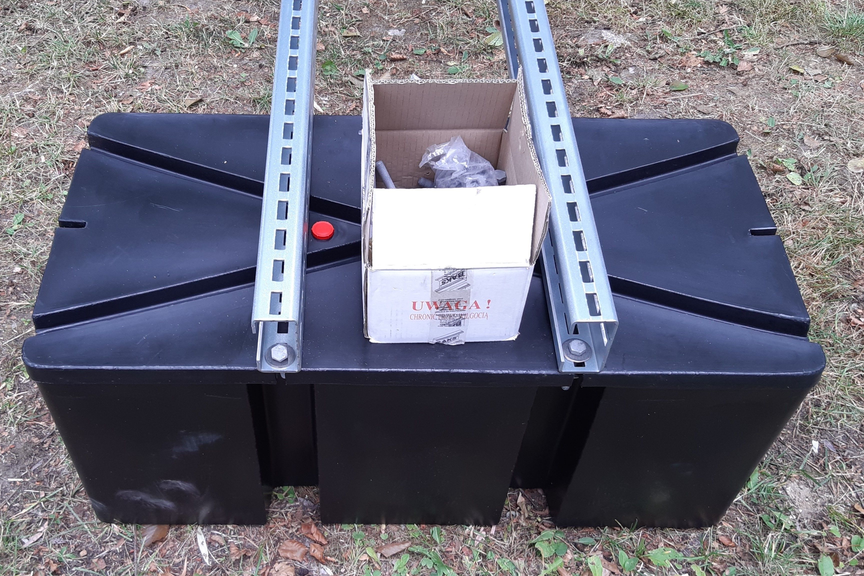 Float for photovoltaic panels 100 cm X 50 cm X 42 cm